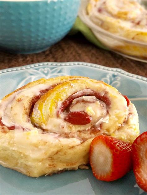 How does Lemon Zest Cinnamon Rolls, with Icing fit into your Daily Goals - calories, carbs, nutrition