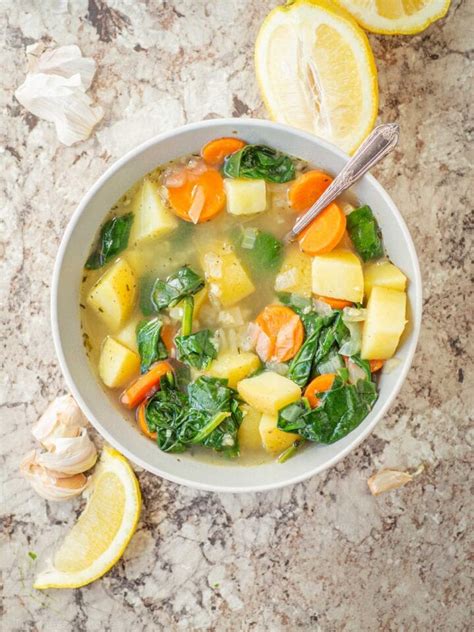 How does Lemon-Garlic Vegetable Broth fit into your Daily Goals - calories, carbs, nutrition