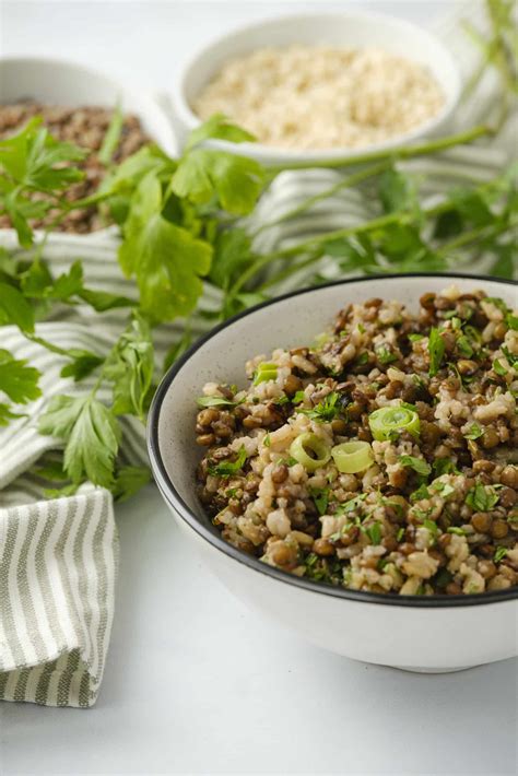 How does Lentil, Rice & Spinach Pilaf fit into your Daily Goals - calories, carbs, nutrition