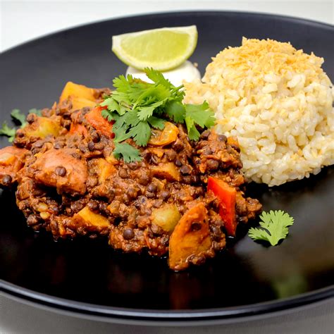 How does Lentil Picadillo fit into your Daily Goals - calories, carbs, nutrition