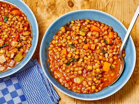 How does Lentil Soup 16 oz fit into your Daily Goals - calories, carbs, nutrition