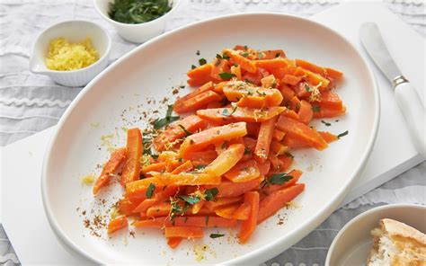 How does Lightly Spiced Fresh Carrots fit into your Daily Goals - calories, carbs, nutrition