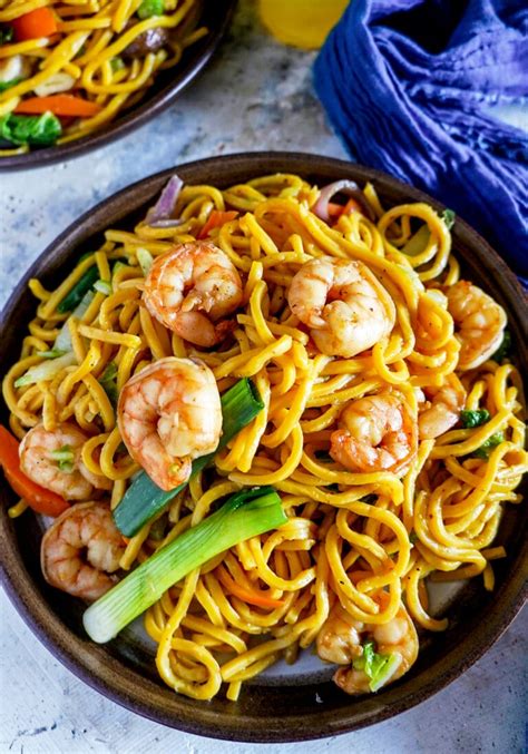 How does Lo Mein, Shrimp & Scallop (Bostwick) fit into your Daily Goals - calories, carbs, nutrition