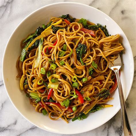 How does Lo Mein Noodle Salad, Vegan fit into your Daily Goals - calories, carbs, nutrition