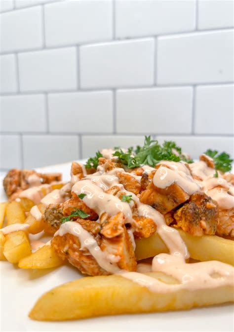 How does Loaded Buffalo Chicken Fries fit into your Daily Goals - calories, carbs, nutrition