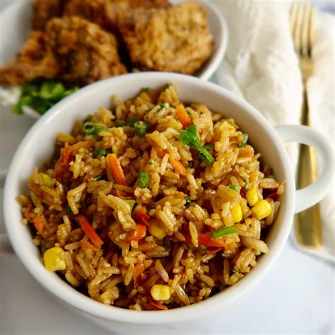 How does Local Fried Rice fit into your Daily Goals - calories, carbs, nutrition