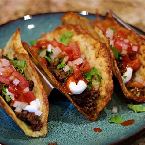 How does Locos Tacos fit into your Daily Goals - calories, carbs, nutrition