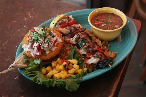 How does Los Cabos Chicken Tacos fit into your Daily Goals - calories, carbs, nutrition