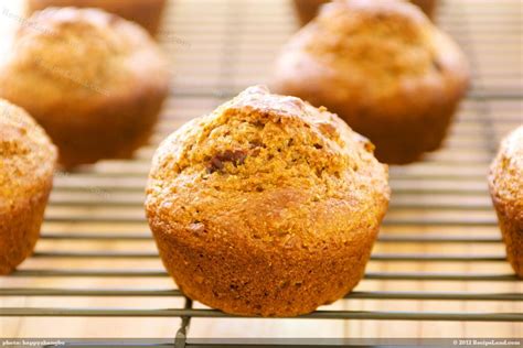 How does Low Fat Bran Muffins fit into your Daily Goals - calories, carbs, nutrition