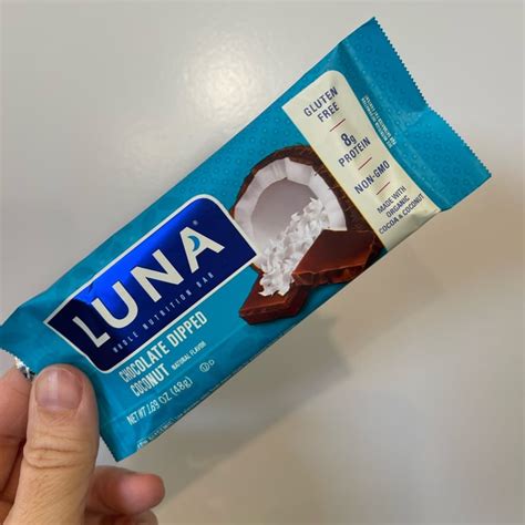 How does Luna Mini Chocolate Dipped Coconut fit into your Daily Goals - calories, carbs, nutrition