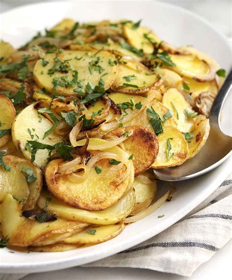 How does Lyonnaise Potatoes fit into your Daily Goals - calories, carbs, nutrition