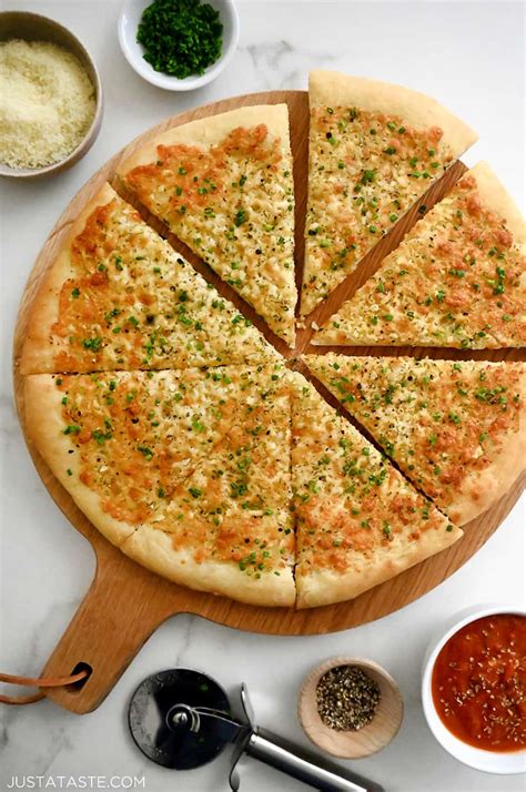 How does MPH Garlic Pizza fit into your Daily Goals - calories, carbs, nutrition