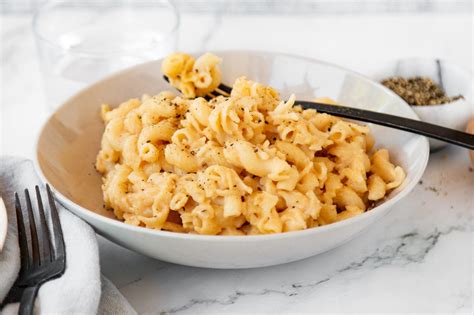 How does Mac and Cheese fit into your Daily Goals - calories, carbs, nutrition