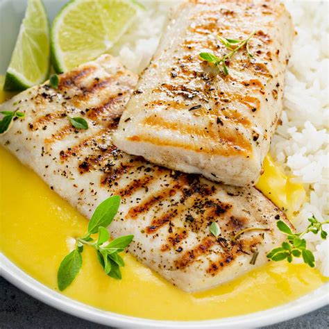 How does Mahi Mahi 6 oz Sauteed Ginger Sauce fit into your Daily Goals - calories, carbs, nutrition