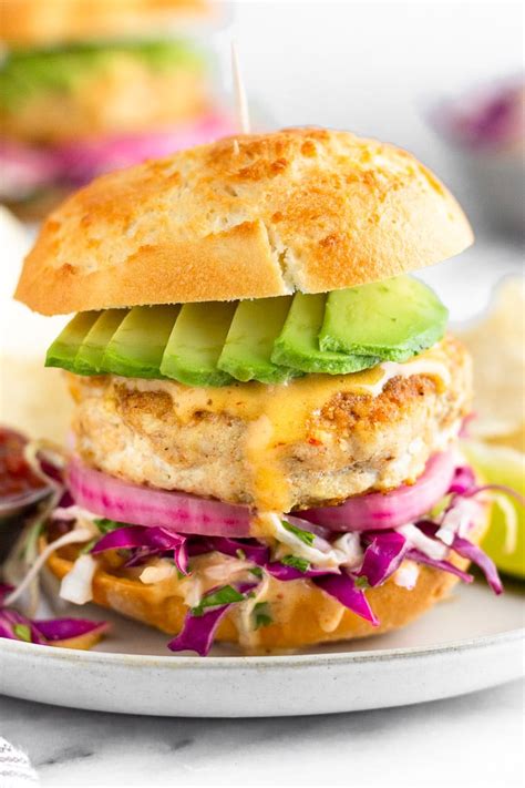 How does Mahi Mahi Burgers fit into your Daily Goals - calories, carbs, nutrition