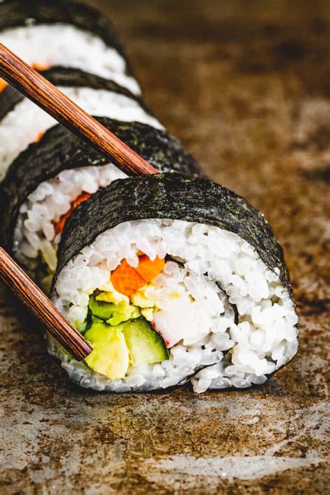 How does Maki Rolls fit into your Daily Goals - calories, carbs, nutrition