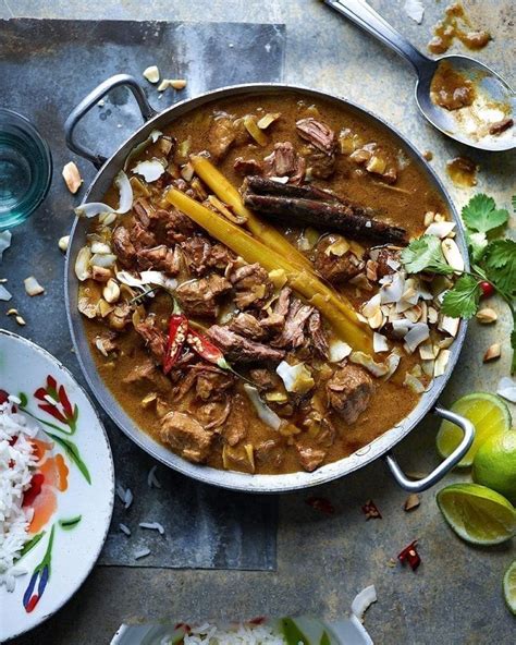 How does Malay Curry Beef fit into your Daily Goals - calories, carbs, nutrition