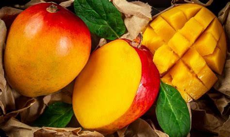 How does Mango & Jalapeno Cornish Hen fit into your Daily Goals - calories, carbs, nutrition
