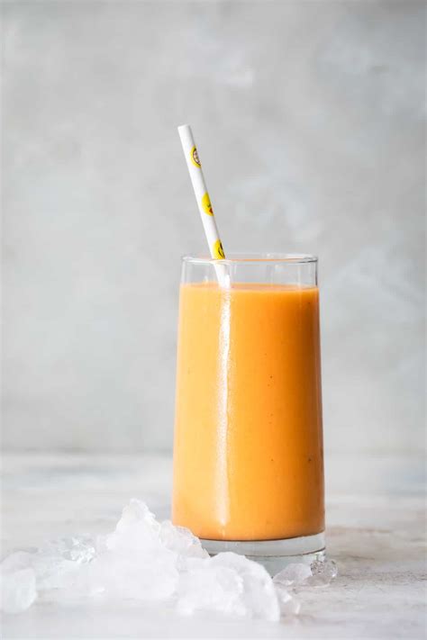 How does Mango Carrot Soy Smoothie (20 oz) fit into your Daily Goals - calories, carbs, nutrition