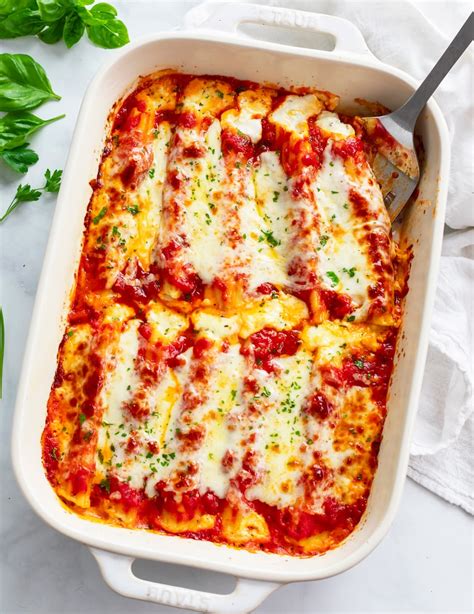 How does Manicotti with Two Sauces fit into your Daily Goals - calories, carbs, nutrition