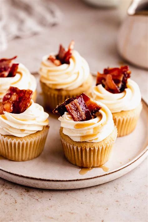 How does Maple Bacon Cupcakes fit into your Daily Goals - calories, carbs, nutrition