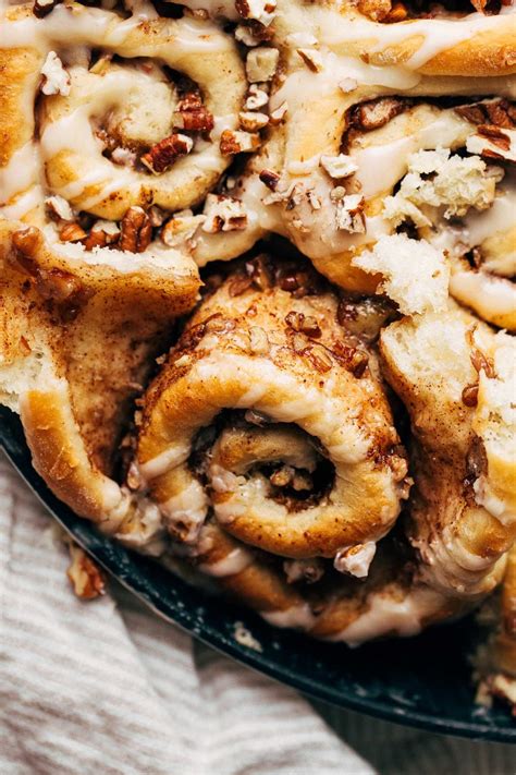 How does Maple Nut Cinnamon Roll, with Frosting fit into your Daily Goals - calories, carbs, nutrition