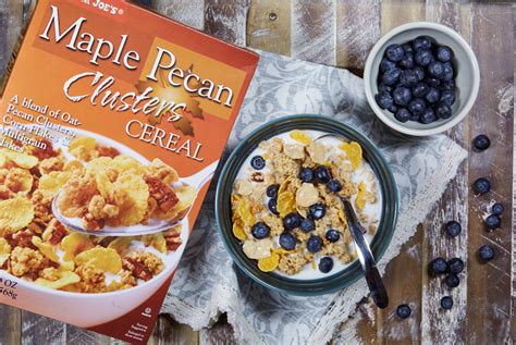 How does Maple Pecan Cluster Cereal fit into your Daily Goals - calories, carbs, nutrition
