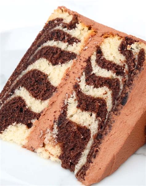 How does Marble Cake, White and Chocolate fit into your Daily Goals - calories, carbs, nutrition