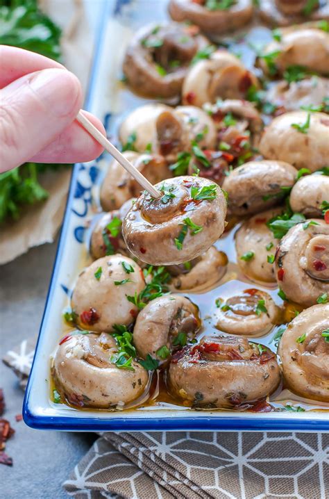 How does Marinated Mushrooms (98118.1) fit into your Daily Goals - calories, carbs, nutrition