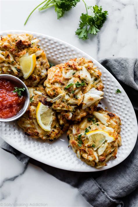 How does Maryland Crab Cakes fit into your Daily Goals - calories, carbs, nutrition