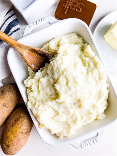 How does Mashed Potato fit into your Daily Goals - calories, carbs, nutrition