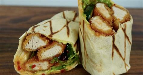 How does Mcwrap Chicken Sweet Chili fit into your Daily Goals - calories, carbs, nutrition