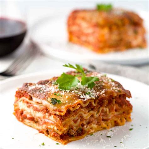 How does Meat Lasagna Spiral fit into your Daily Goals - calories, carbs, nutrition