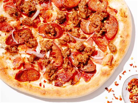 How does Meat Lovers Pizza (16124.4) fit into your Daily Goals - calories, carbs, nutrition