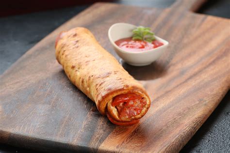 How does Meat Lovers Stromboli fit into your Daily Goals - calories, carbs, nutrition