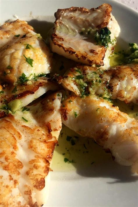 How does Mediterranean Baked Monkfish fit into your Daily Goals - calories, carbs, nutrition