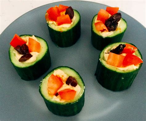 How does Mediterranean Cucumber Cup fit into your Daily Goals - calories, carbs, nutrition