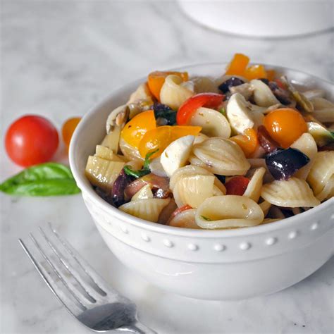 How does Mediterranean Deli Artichoke Pasta Salad fit into your Daily Goals - calories, carbs, nutrition