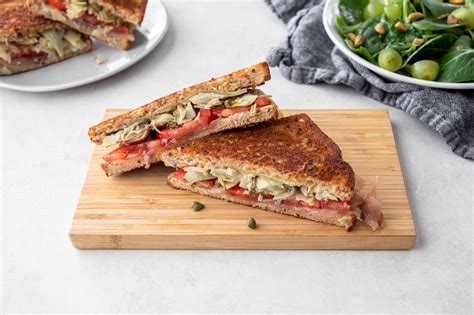 How does Mediterranean Grilled Cheese fit into your Daily Goals - calories, carbs, nutrition