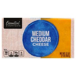 How does Medium Cheddar fit into your Daily Goals - calories, carbs, nutrition