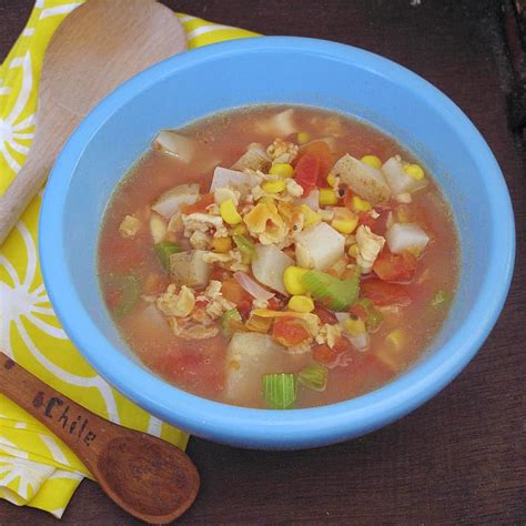 How does Mexican Clam Soup (Sopa de Almejas) fit into your Daily Goals - calories, carbs, nutrition