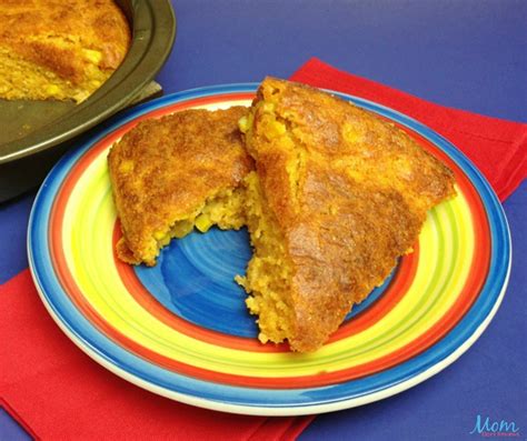 How does Mexican Cornbread fit into your Daily Goals - calories, carbs, nutrition