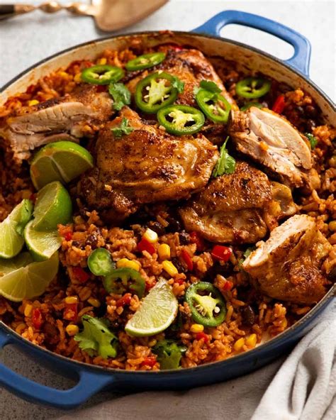 How does Mexican Style Chicken and Vegetables fit into your Daily Goals - calories, carbs, nutrition