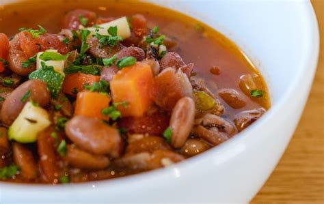 How does Michigan Bean Soup fit into your Daily Goals - calories, carbs, nutrition