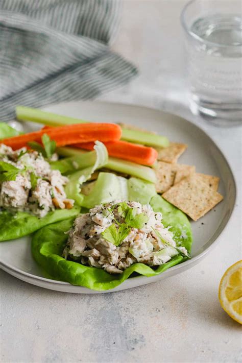 How does Mindful Lemon Tarragon Tuna Sandwich fit into your Daily Goals - calories, carbs, nutrition