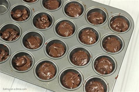 How does Mini Brownies (36870.3) fit into your Daily Goals - calories, carbs, nutrition