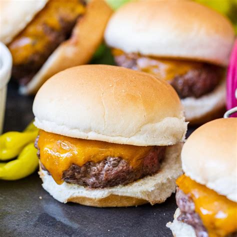 How does Mini Cheeseburger Sliders fit into your Daily Goals - calories, carbs, nutrition