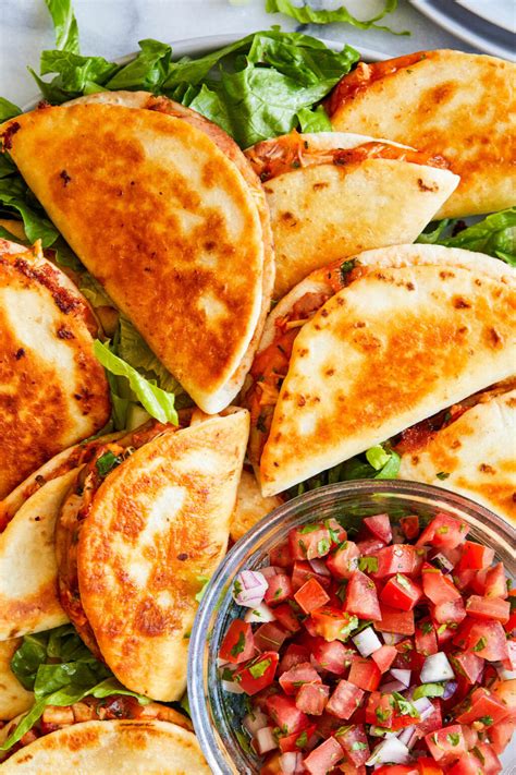 How does Mini Chicken Quesadilla fit into your Daily Goals - calories, carbs, nutrition