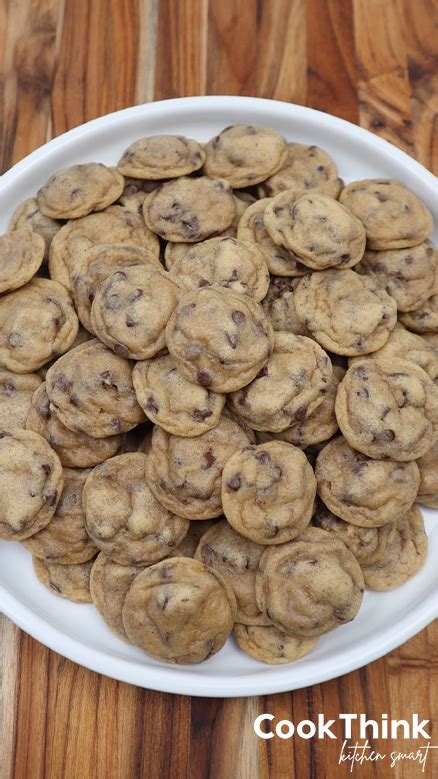 How does Mini Choc Chip Cookies fit into your Daily Goals - calories, carbs, nutrition