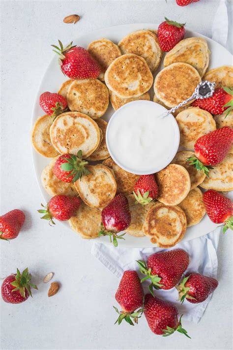 How does Mini Pancakes fit into your Daily Goals - calories, carbs, nutrition